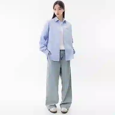 棉致 幸运眨眼笑脸纯色简约高级感正装休闲通勤内搭宽松落肩丝滑柔软长袖衬衫 男女同款