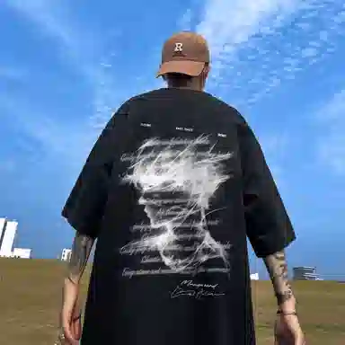 Yiershuang Streetwear Shadow Print T-Shirt