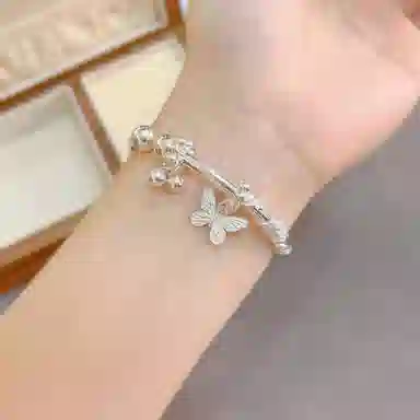 麟典 铃铛蝴蝶繁花素圈镯子 圆珠开口可调节 国风新中式精致灵动饰品 高级礼盒 #好运 合金 手镯 女款