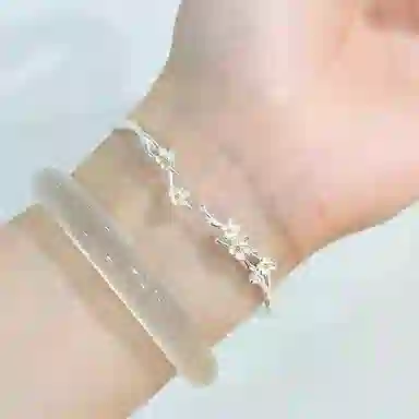 麟典 莫离茉莉花开口镯森系小清新甜美可爱国风新中式小众设计手饰手环女生饰品 优雅简约百搭通勤 高级礼盒 合金 手镯 女款