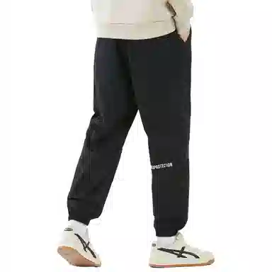 OVERPROTECTION i.t 100Logo