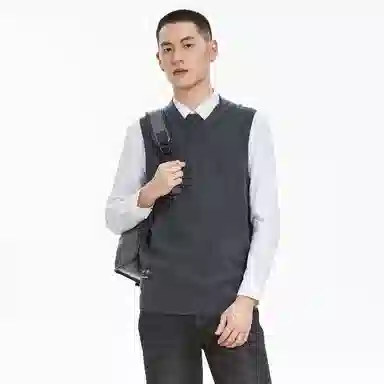 OVERPROTECTION i.t VLogo