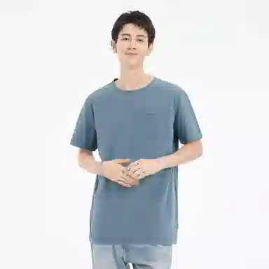 OVERPROTECTION logoT