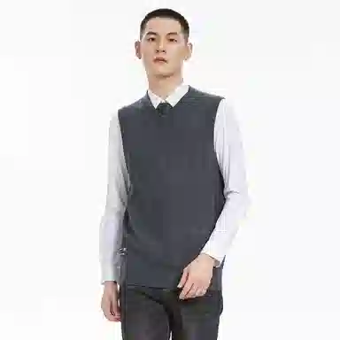 OVERPROTECTION i.t VLogo