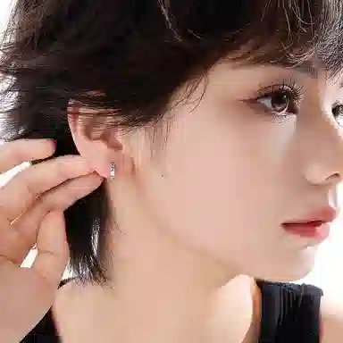 S925