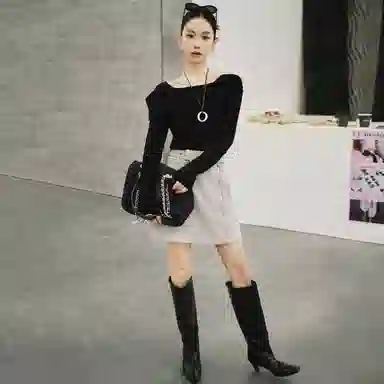 美洋 纯色方领短款修身长袖针织衫 女款