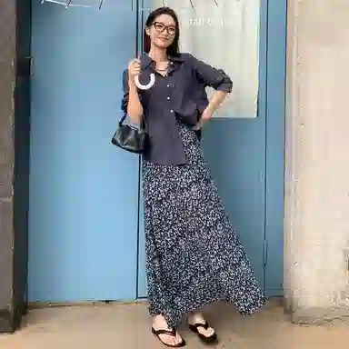 美洋 幽蓝半裙 法式复古压褶松紧腰休闲长裙 女款 蓝色碎花