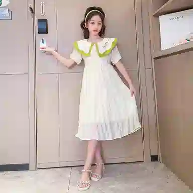 木木兔连衣裙 时髦洋气中大童夏季时尚女孩刺绣娃娃领裙子