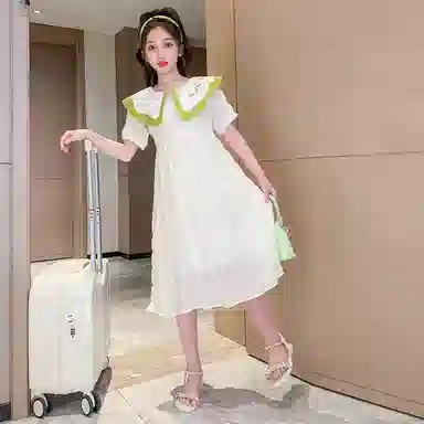 木木兔连衣裙 时髦洋气中大童夏季时尚女孩刺绣娃娃领裙子