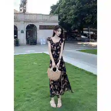 木木兔 碎花合身适中无袖连衣裙 女款