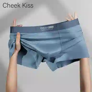 cheekkiss 4