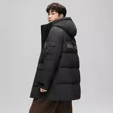 鸭鸭 休闲百搭户外防风御寒徽章保暖宽松羽绒服 男女同款