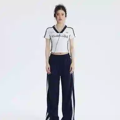 JUFU V-Neck Short Sleeve T-Shirt