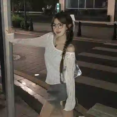 JUFU Hollow Long Sleeve Tee White