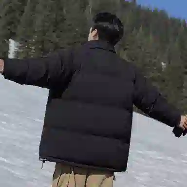 鸭鸭 新国标高蓬松时尚基础户外拼接撞色简约防风加厚保暖抗寒舒适宽松立领柔软防钻绒透气羽绒服 男女同款