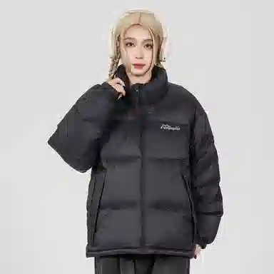 鸭鸭 简约字母印花宽松休闲时尚百搭舒适柔软立领面包羽绒服 男女同款