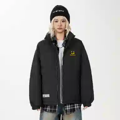 鸭鸭 创意笑脸字母刻字膜简约时尚设计运动休闲美式复古潮流户外撞色立领防风防寒宽松舒适百搭通勤保暖羽绒服 男女同款