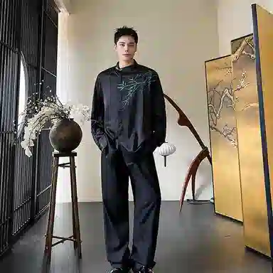 YICHEN