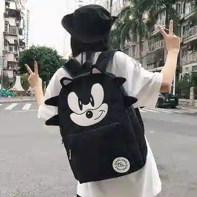 WICKBUEN Plush Backpack