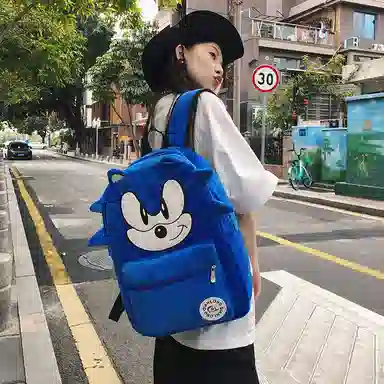 WICKBUEN Plush Backpack