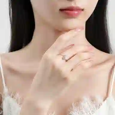 S925