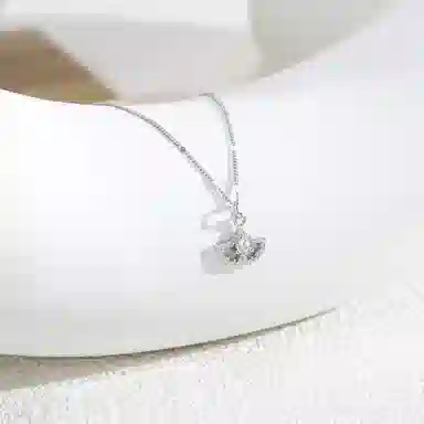 S925
