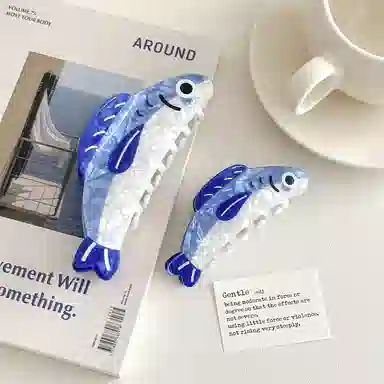 蒙妮 个性创意沙丁鱼抓夹小众设计 亚克力 发夹 女款