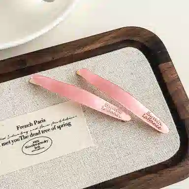 蒙妮 柳叶金标字母一字夹 醋酸 发夹 女款