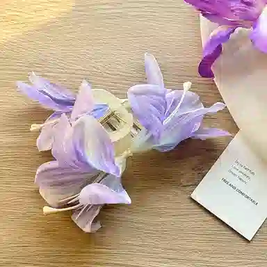 蒙妮 超仙百合花朵 抓夹亚克力 布艺 发夹 女款