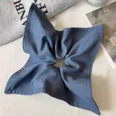 蒙妮 简约牛仔风纯色方巾 布艺 发圈 女款