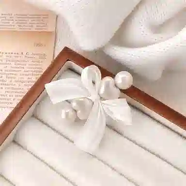 蒙妮 超仙蝴蝶结 仿珍珠 发夹 女款