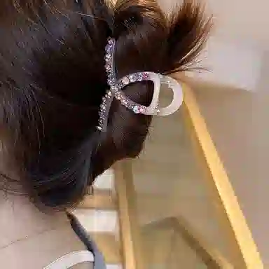 蒙妮 超闪彩色交叉 亚克力 发夹 女款