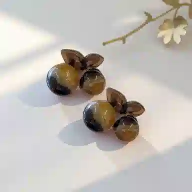 蒙妮 复古气质樱桃小抓夹 亚克力 发夹 女款