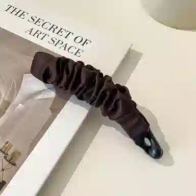 蒙妮 简约时尚缎面褶皱香蕉夹竖夹 亚克力/布艺 发夹 女款