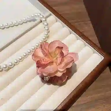 蒙妮 超仙森系花朵抓夹 亚克力 发夹 女款