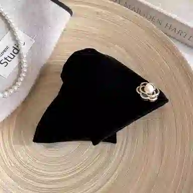 蒙妮 高级感韩系山茶花盘发 亚克力/丝绒 发夹 女款