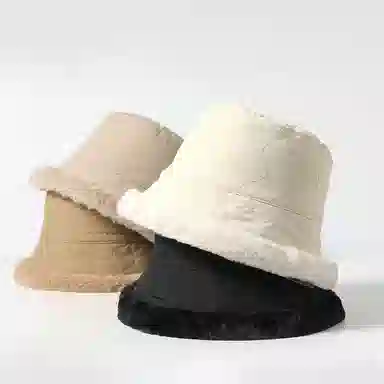 15 MINS Reversible Sherpa Bucket Hat
