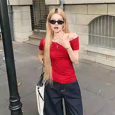 ERIRI T