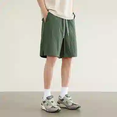 兰缪 美式复古高街风纯色基础款山系户外跑步骑行健身日常柔软通勤亲肤舒适透气运动直筒宽松冰丝凉感速干五分裤休闲短裤 男女同款