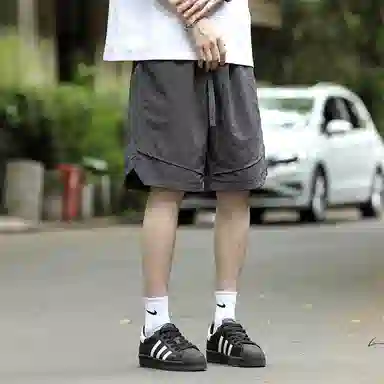 兰缪 日系简约纯色基础款日常通勤舒适美式复古透气户外运动百搭宽松五分裤休闲短裤 男女同款