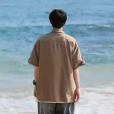 兰缪 美式复古高街风纯色基础款休闲透气宽松日常百搭通勤亲肤舒适柔软圆领短袖衬衫 男女同款