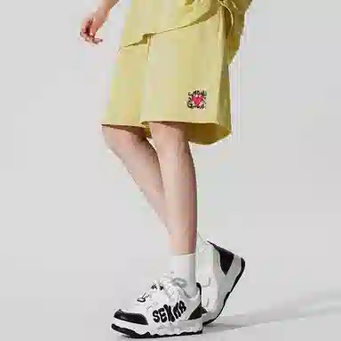 Love Monster Shorts Black