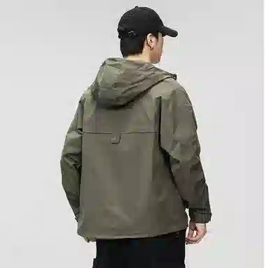 男生美式潮牌三防宽松舒适登山运动连帽时尚百搭软壳  防水防风保暖冲锋衣 男女同款