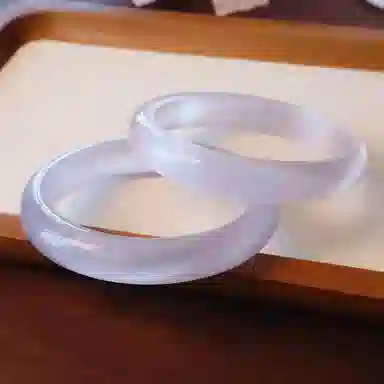 周纪福 白月光镯子 清透国潮新中式精致古风清冷感温润气质优雅小众叠戴镯子旗袍汉服百搭素圈甜蜜浪漫 玻璃猫眼 手镯 女款