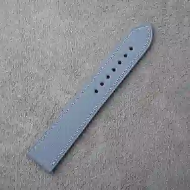 Benchmark tank chevre 75115