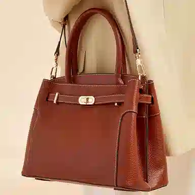 红蜻蜓 铂金包  头层牛皮 铂雅锁韵 精致都市系列 手提包 手拎包 中号 女款 卡其/米白/棕/酒红