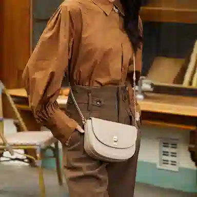 红蜻蜓 美拉德通勤百搭小众 单肩斜挎包 女款 牛剖层皮革 多色