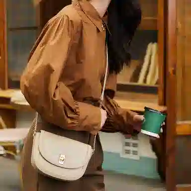 红蜻蜓 美拉德通勤百搭小众 单肩斜挎包 女款 牛剖层皮革 多色