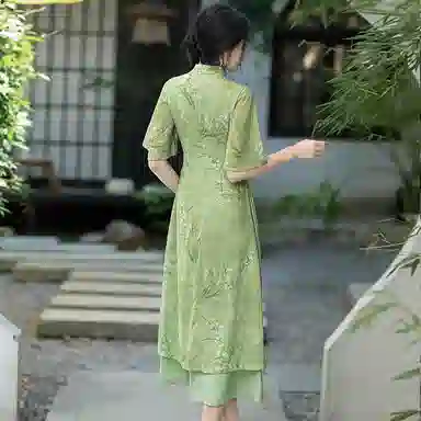 桴生 新中式复古刺绣提花气质旗袍 女款