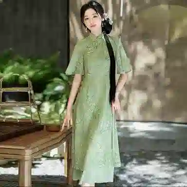 桴生 新中式复古刺绣提花气质旗袍 女款